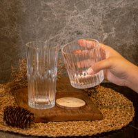 แก้วน้ำลายริ้ว