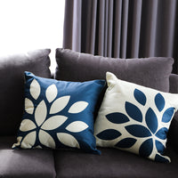 ปลอกหมอนลายดอกไม้มินิมอล