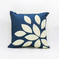 ปลอกหมอนลายดอกไม้มินิมอล