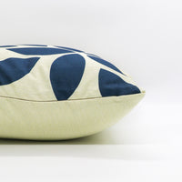 ปลอกหมอนลายดอกไม้มินิมอล