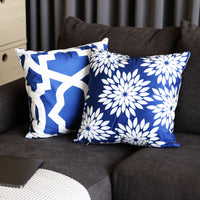 ปลอกหมอนอิงลายเมดิเตอร์เรเนียน และปลอกหมอนอิงลายดอกไม้ไฟ