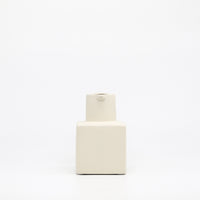 แจกันทรงเหยือกน้ำ