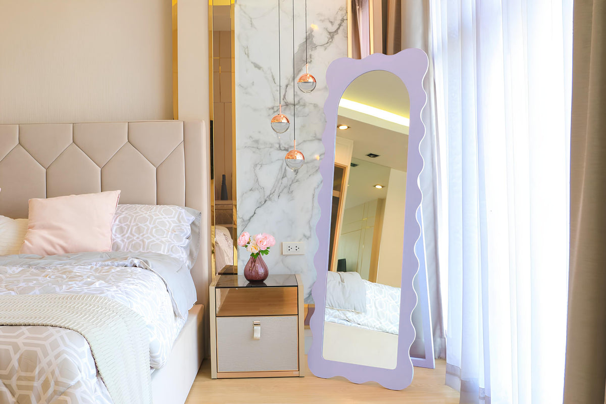 (Pre-order) กระจกเงากรอบไม้ รุ่น Wiggle (XL)