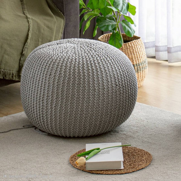 บีนแบ็กถักทรงกลมสีเทา